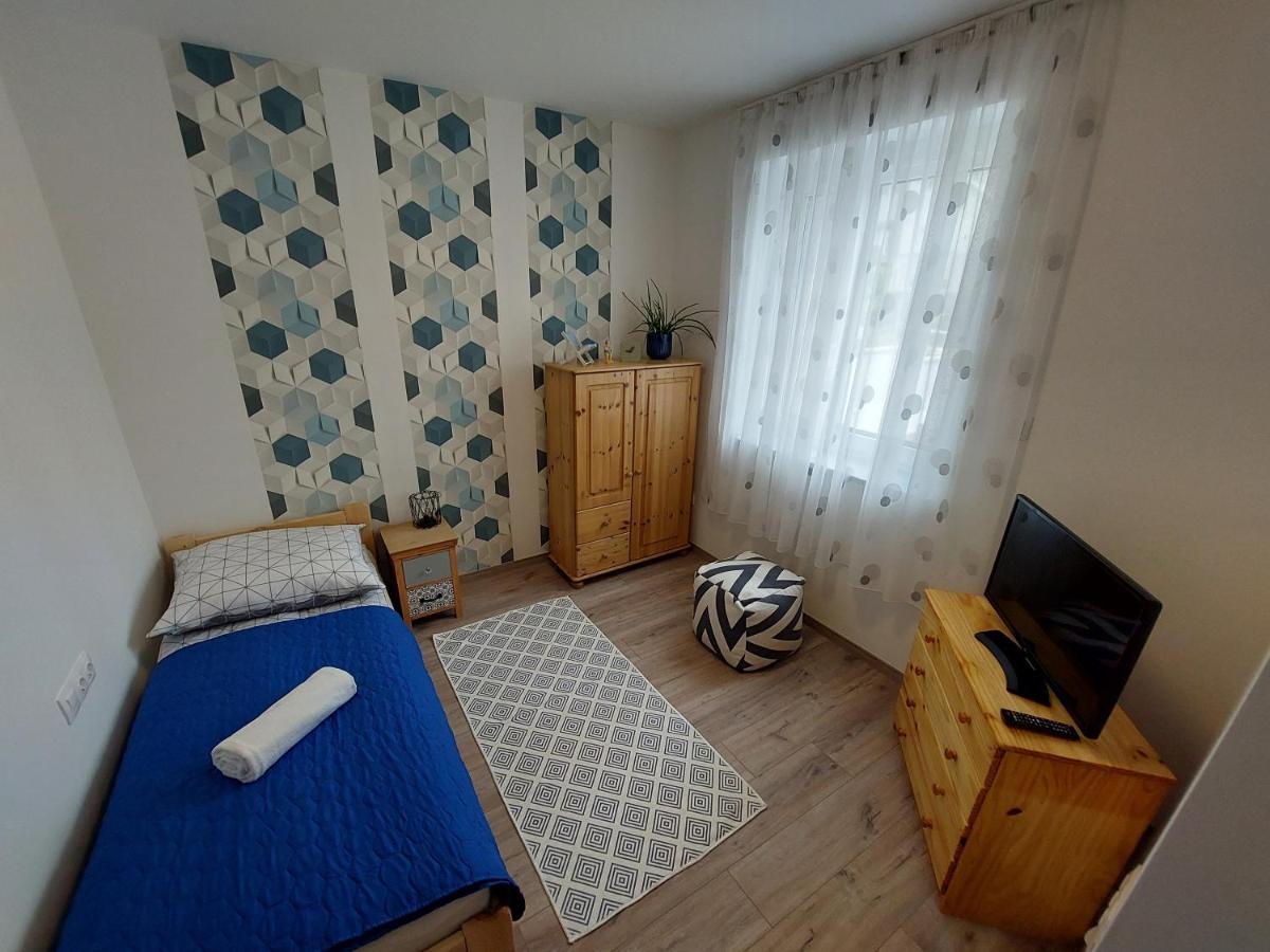 Kempi Kuckoja Balatonalmádi エクステリア 写真